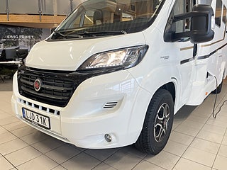 Husbil-halvintegrerad Eura Mobil PRS 720 EB 2 av 28