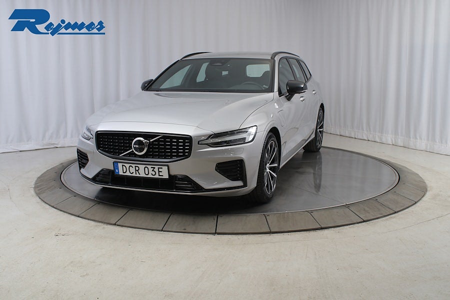 Volvo V60 T6 Plus Dark Edition