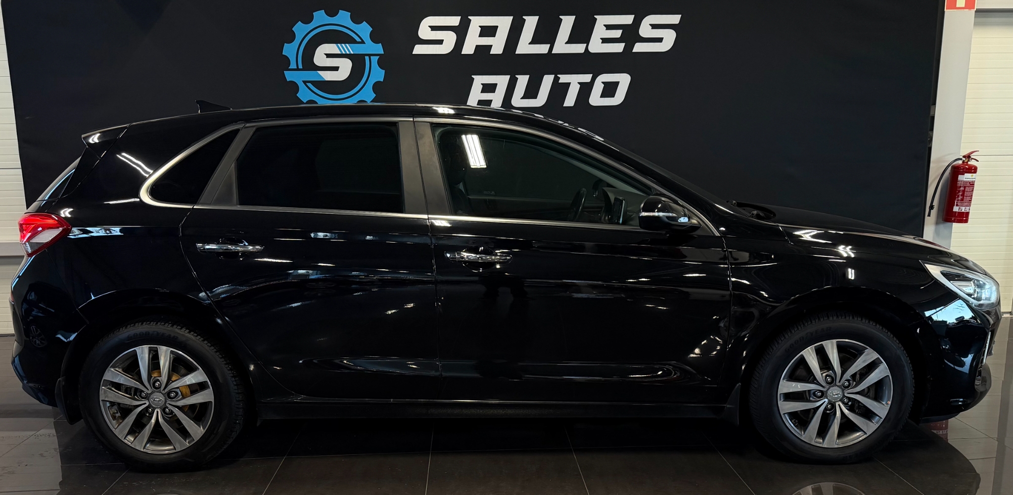 Hyundai i30 2018, photo 2/10