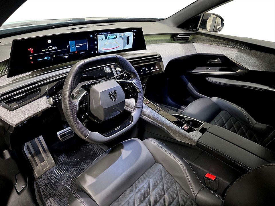 Bild på Peugeot E-3008 GT Ultimate 73kWh 214hk Aut- FOCAL,PANO,360