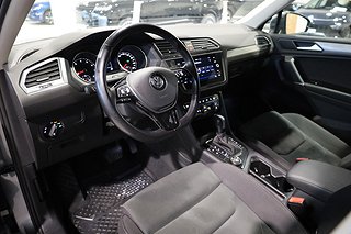 SUV Volkswagen Tiguan 9 av 22