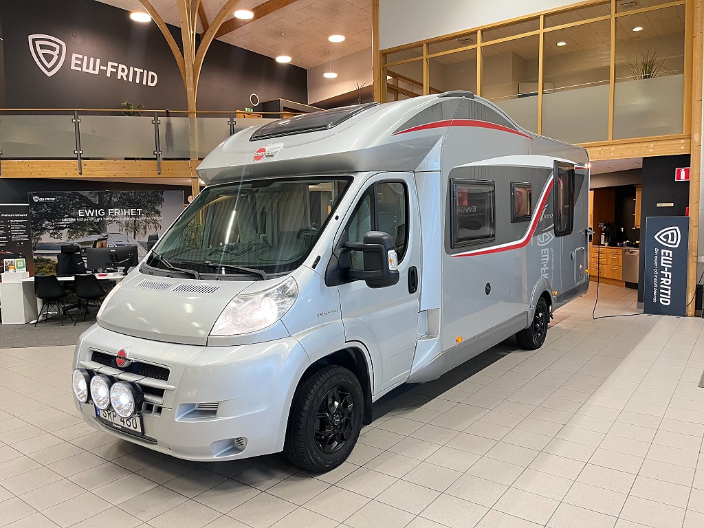 Bürstner IXEO 735 (TRUMA+3 500kg+Taksäng+Ugn)