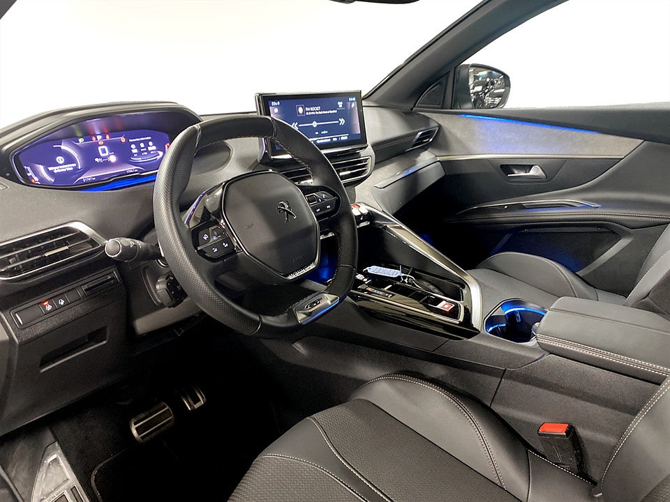 Bild på Peugeot 3008 GT 1.2 PT 130hk Aut B-KAMERA CARPLAY