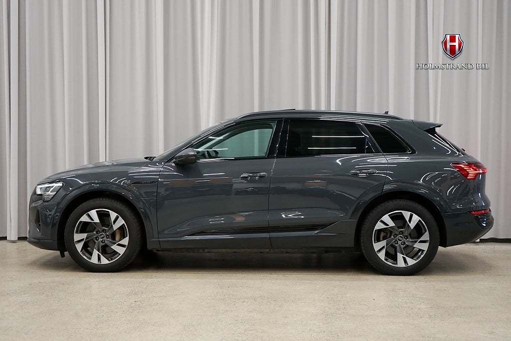 Audi q8-e-tron e-tron 50 quattro Pano Drag Luftfjäd Elstolar Rattvärme