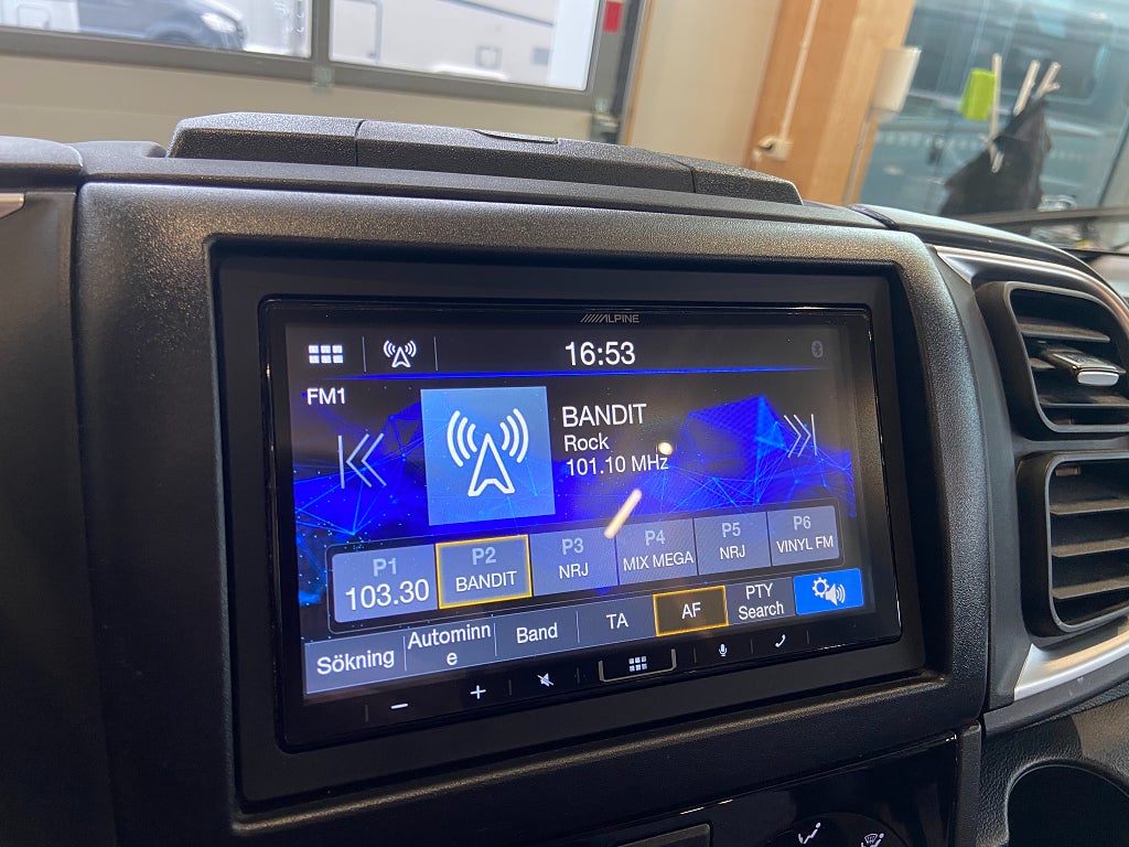 Adria Matrix Axess 670 SL /Taksäng/Solcell/B-körkort/Maxx-fan/EL-Patro - Adria