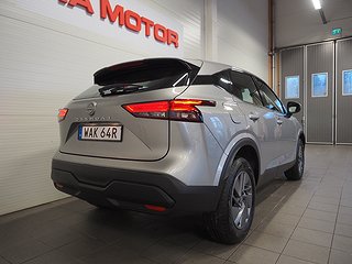 SUV Nissan Qashqai 6 av 20