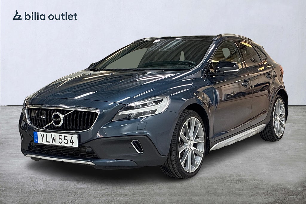 Volvo V40 Cross Country T4 aut Pro 190hk Panorama Navi BLIS H/K Drag Backkamera