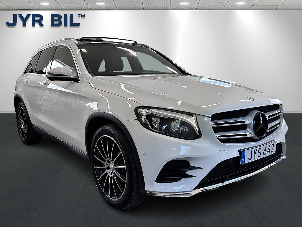 Mercedes-Benz GLC 220 d 9G-Tronic AMG Line Drag / Pano / Kamera / GPS