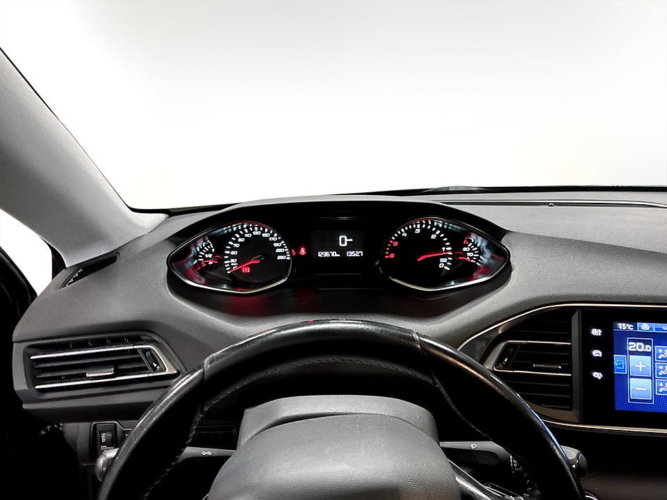 Bild på Peugeot 308 SW Classique 1.6 BlueHDi 120hk BACKSENSORER