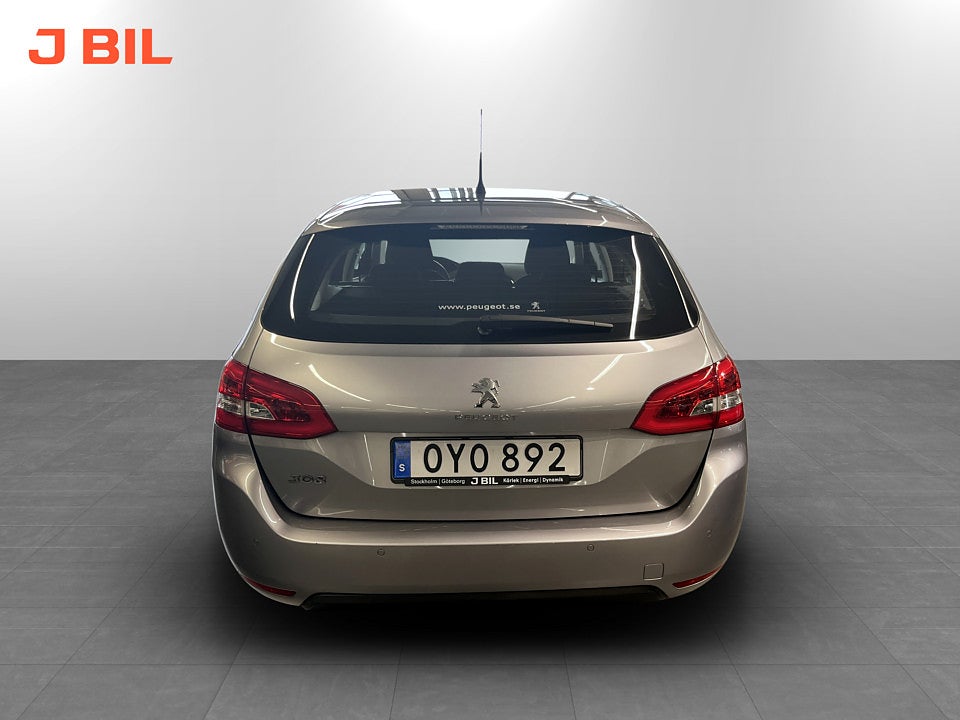 Bild på Peugeot 308 sw Active 1.2 PT 130hk Aut BACKSENSORER EN ÄGARE
