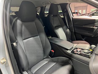 SUV Mazda CX-30 9 av 21