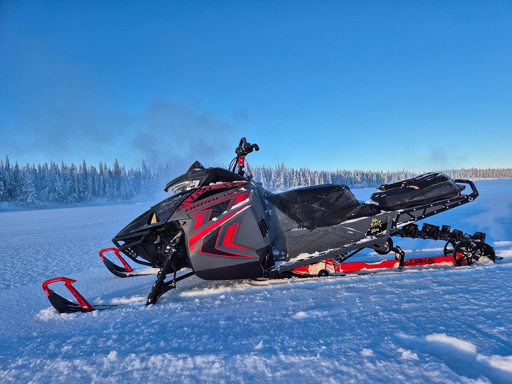 Arctic Cat M8000 Hardcore Alpha One 165" VÅRPRIS