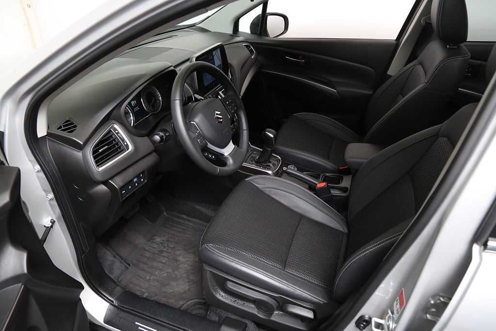 Suzuki S-Cross HEV AllGrip Hybrid 4x4 Inclusive Aut Panorama Motorv 2023