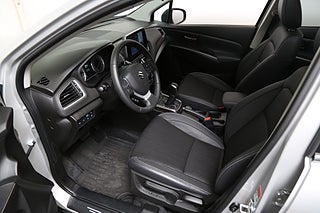 SUV Suzuki S-Cross 12 av 28