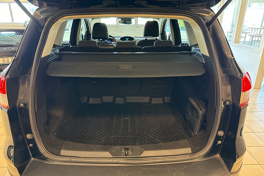 Ford Kuga 2.0 TDCi AWD Powershift Trend Drag M-värmare Sov Hjul  miniatyr 10