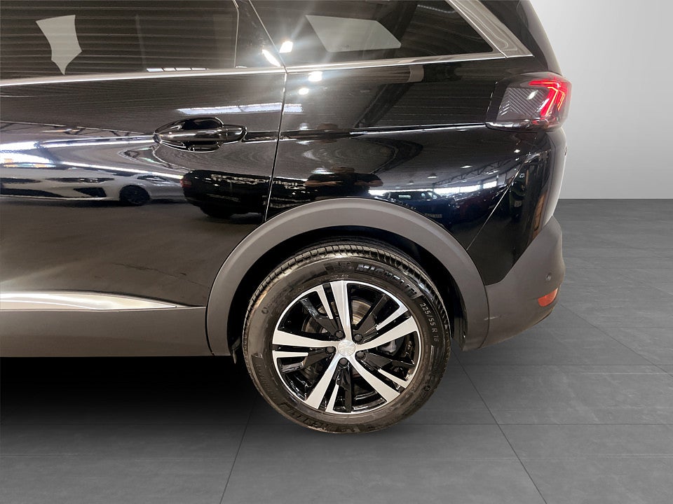 Bild på Peugeot 5008 GT 1.2 PT 130hk Aut 7-SITS B-KAMERA 