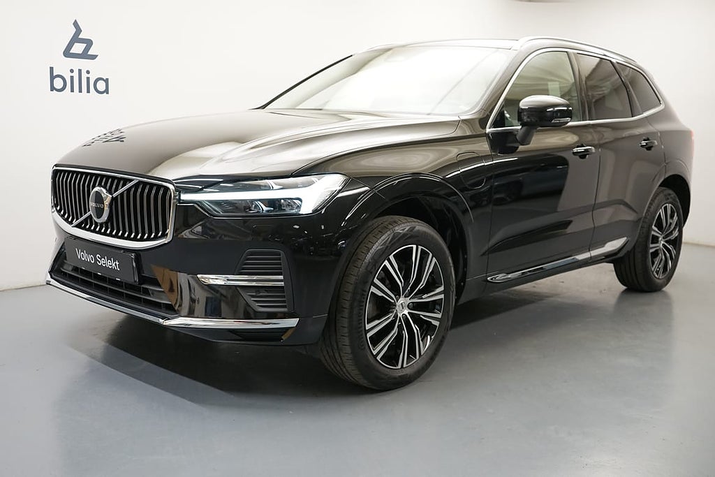Volvo XC60 Recharge T6 Inscription T, Taklucka, Parkering...