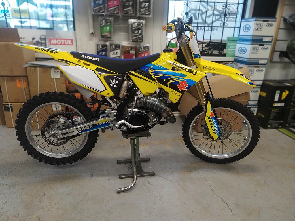 Suzuki RM 125  