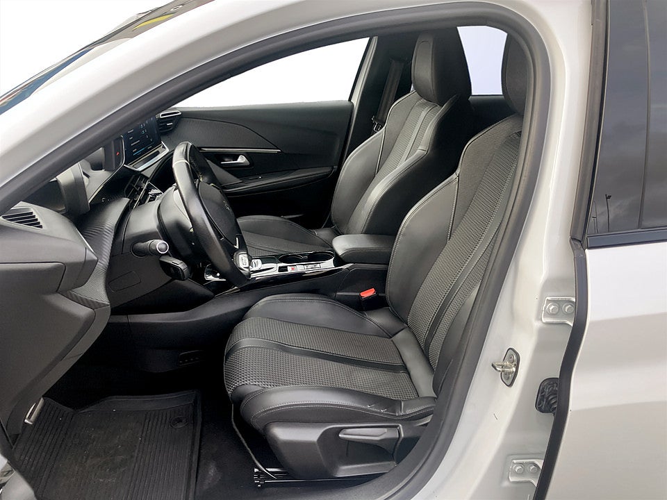Bild på Peugeot e-208 GT-Line 50 kWh 136hk Aut B-KAMERA