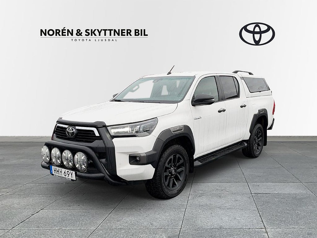 Toyota HiLux 2.8D Invincible JBL /Vhjul/D-värm/Kåpa