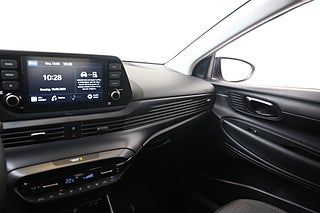 Halvkombi Hyundai i20 12 av 19