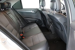 Sedan Mercedes-Benz C 9 av 20
