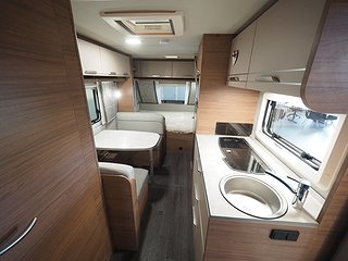 Husvagn, 1-axl Knaus Sport 500 QDK 4 av 17