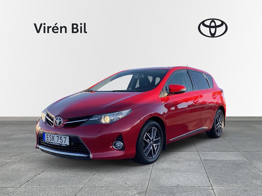 Toyota Auris 1.4D 5D Edition feel (Vhjul+Motor & Kupévärm...