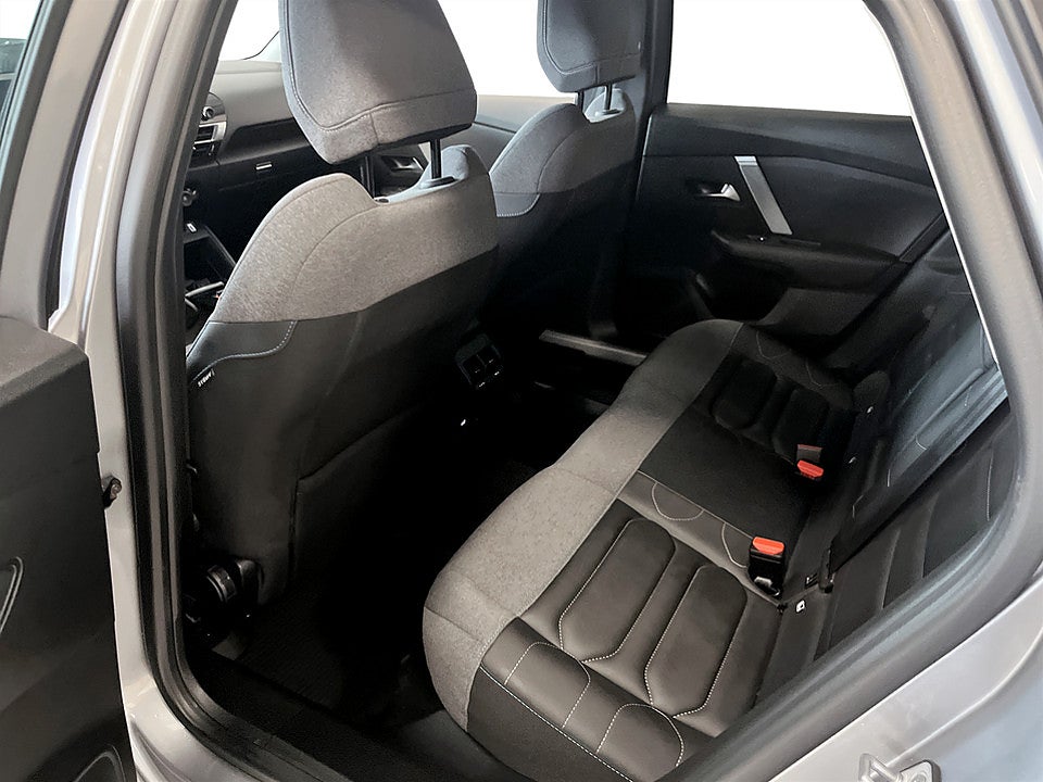 Bild på Citroën C4-X Shine 1.2 PT 130hk Aut B-KAMERA CARPLAY