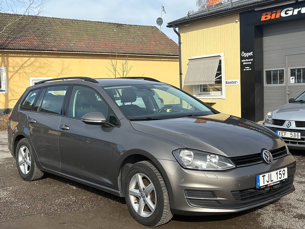 Volkswagen Golf Sportscombi 1.2 AUT Dragkrok/Värmare/B-Kamera 