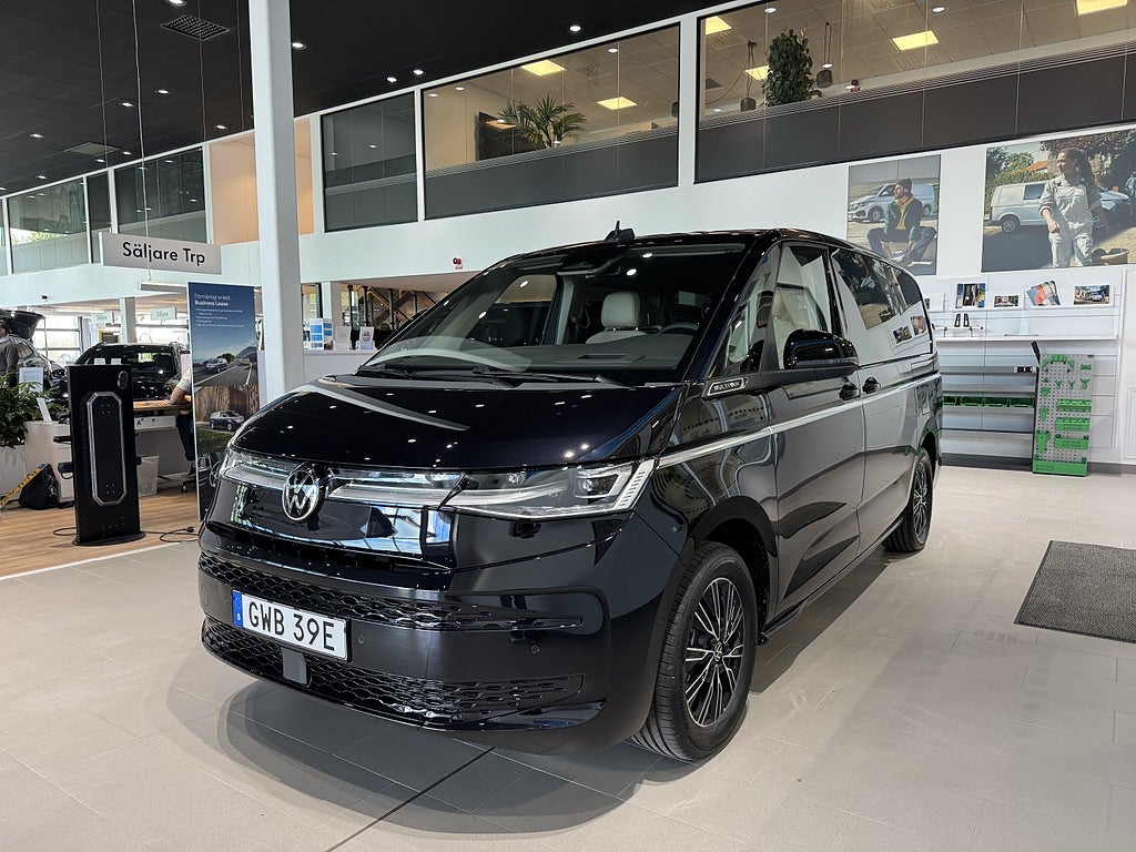 Volkswagen Multivan eHybrid 4MOTION Style Lagerbil // H&K, HUD, El-Dörrar