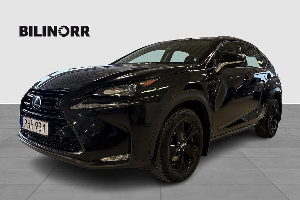 Lexus NX300H 
