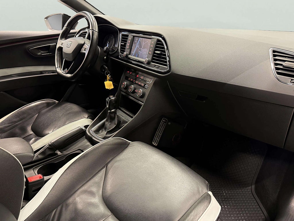 Seat Leon León Cupra 2.0 TSI 290hk Skinn, Vinterhjul, Ledramp, HELGKAMPANJ - miniatyr 14