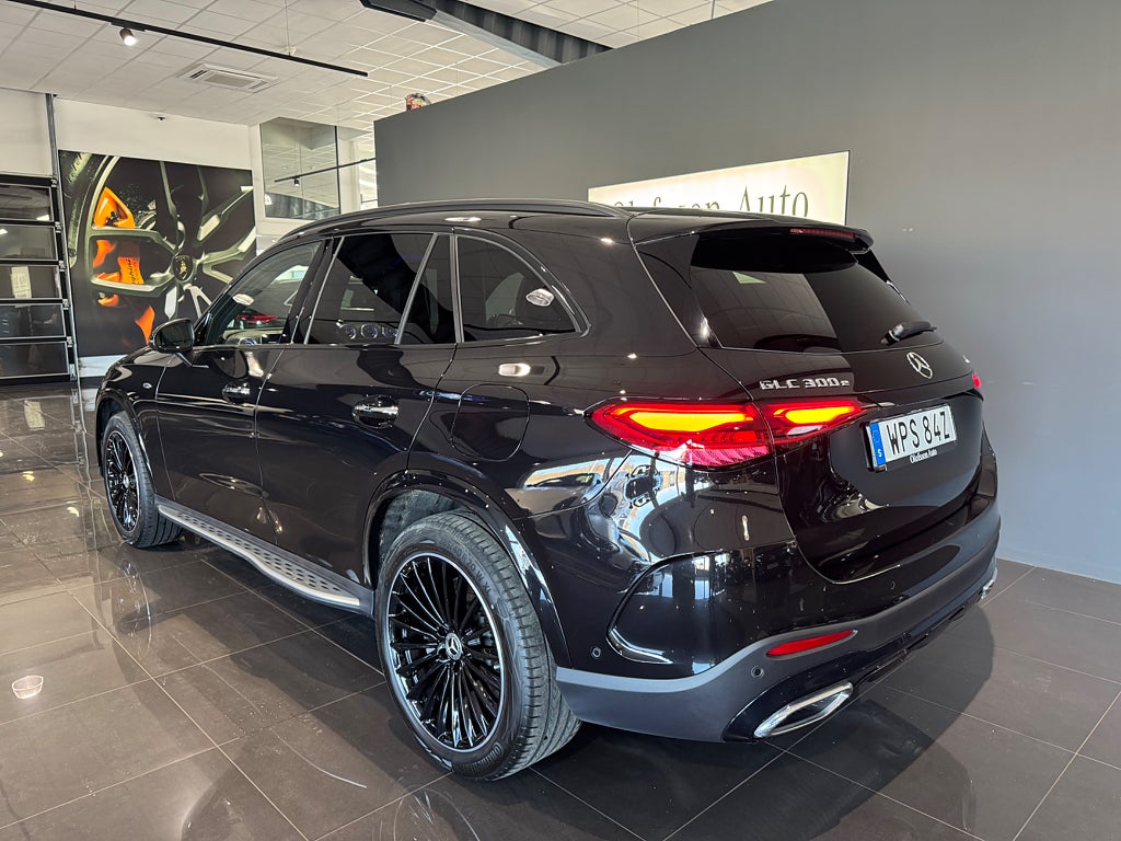 Mercedes-Benz GLC 300 e 4MATIC 9G-Tronic AMG Premium Plus Panorama - bild 2