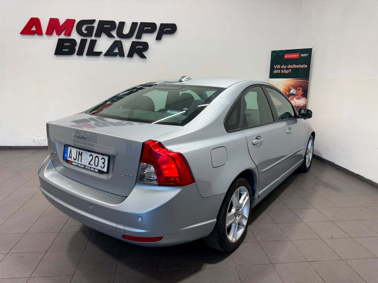 Volvo S40 2.0 D Momentum Euro 4 2008, kuva 5/46