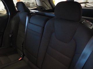 Kombi Volvo V60 13 av 24
