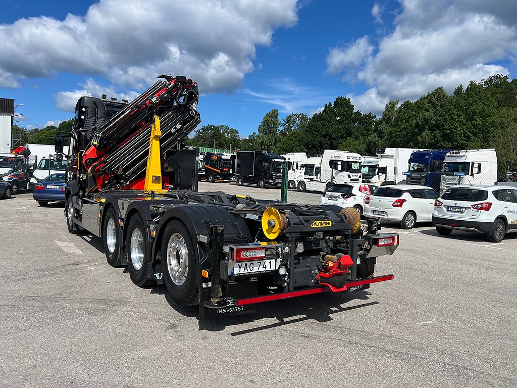 Volvo FM13 460 8x4*4 Kranväxlare Palfinger Kran & Jibb
