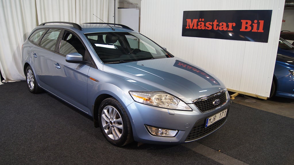 Ford Mondeo Kombi 2.0 Trend Vinterhjul Dubb