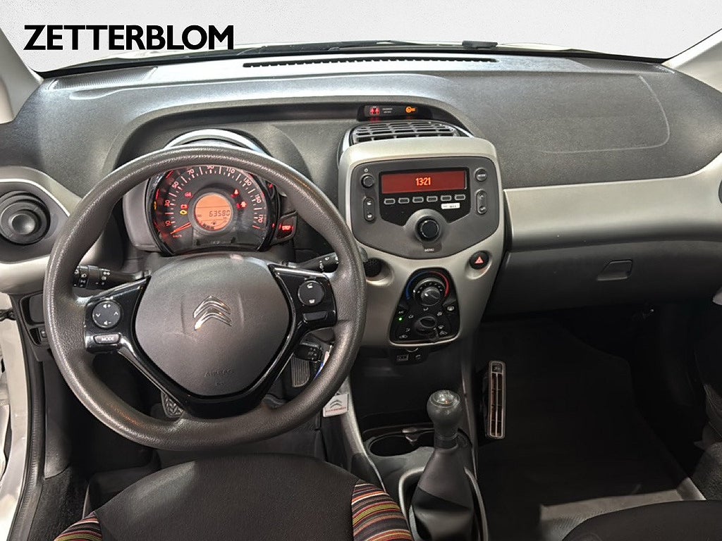 Halvkombi Citroën 1.2 10 av 13