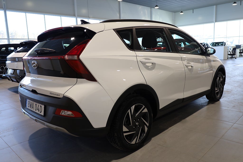 Hyundai Bayon 1.2 MPi Essential Kamera CarPlay Leasbar Rattvärme 2022