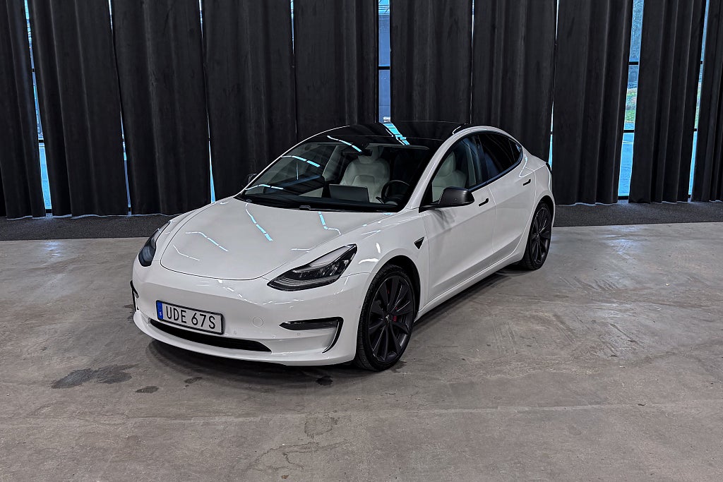Tesla Model 3 Performance