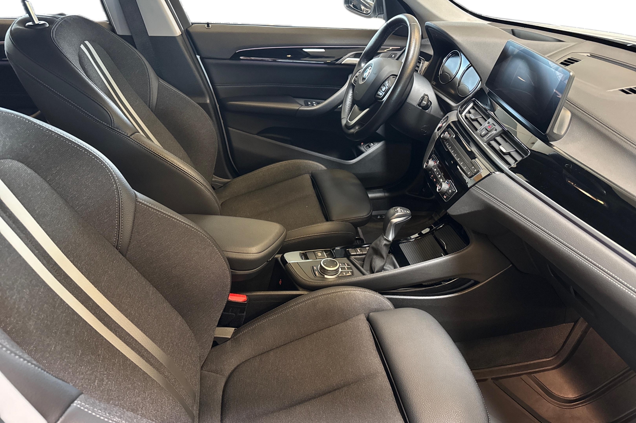 BMW X1 xDrive25e 18" 2021, bild 6/42