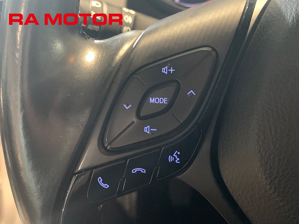 Toyota C-HR 1.2 Turbo 116hk Active | Backkamera | Adaptiv Fart | 2019