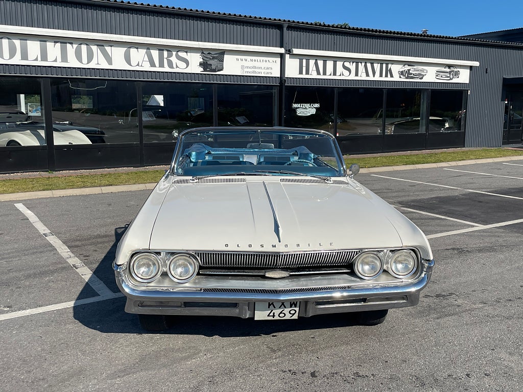 Oldsmobile 98 Classic Ninety-Eight Convertible Coupé 6.5 V8