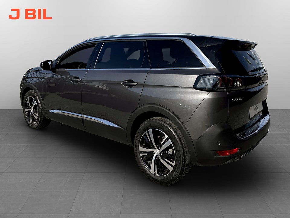 Bild på Peugeot 5008 GT 1.2 PT 130hk Aut 7-SITS B-KAMERA CARPLAY