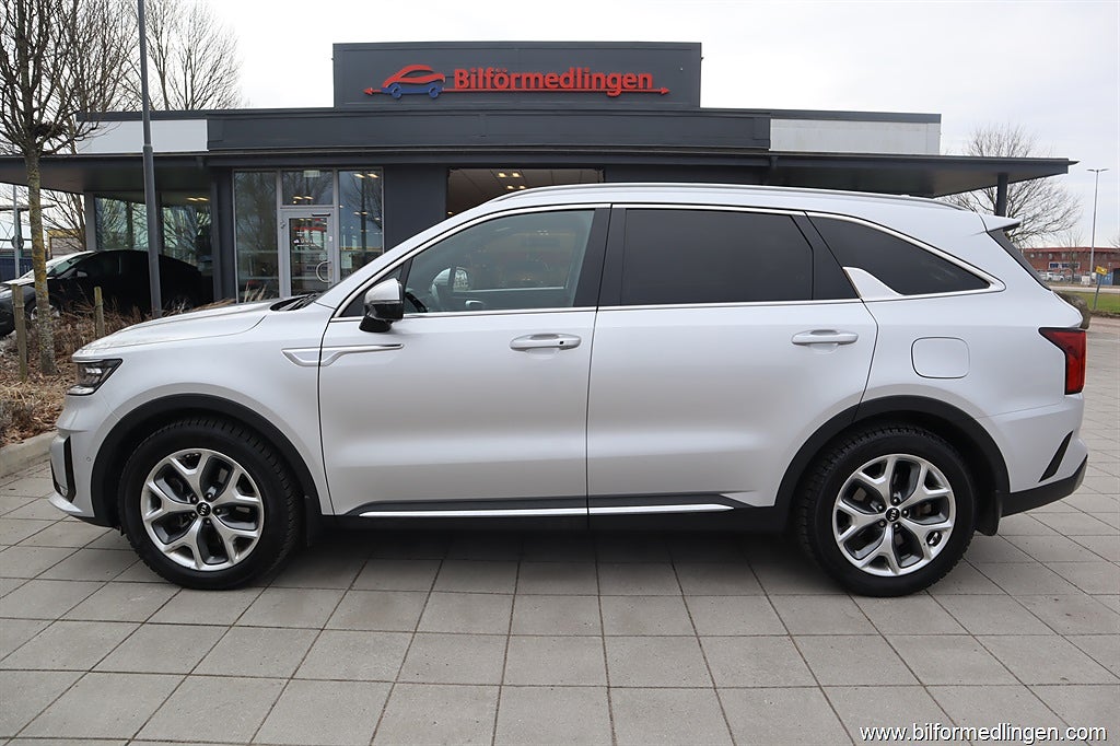 Kia Sorento 2.2 CRDi SCR AWD 202hk 7 sits Aut Navi Backkamera Svensksåld Ski