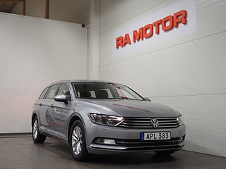 Kombi Volkswagen Passat 1 av 21