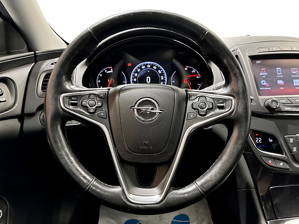 Bild på Opel Insignia Country Tourer 2.0 CDTI 170hk Aut 4WD PANO B-KAMERA