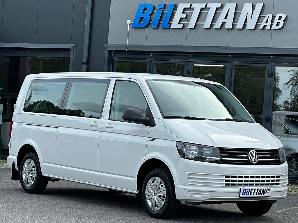 Volkswagen Caravelle 2.0TDI 9-sits T32|L2|Dragkrok|Värmare