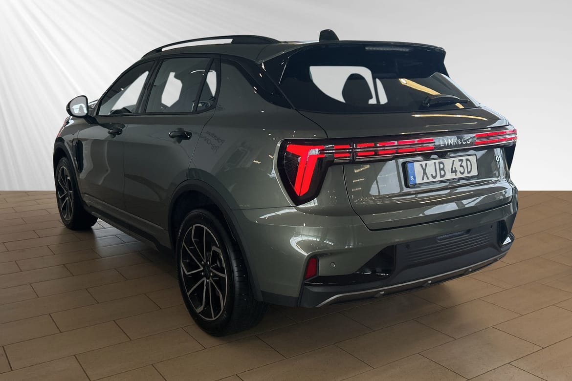 Lynk & Co 01 Core PHEV 2025, bild 3/10